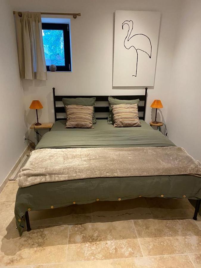 Bed and Breakfast Bastide De La Madeleine Pougnadoresse Esterno foto