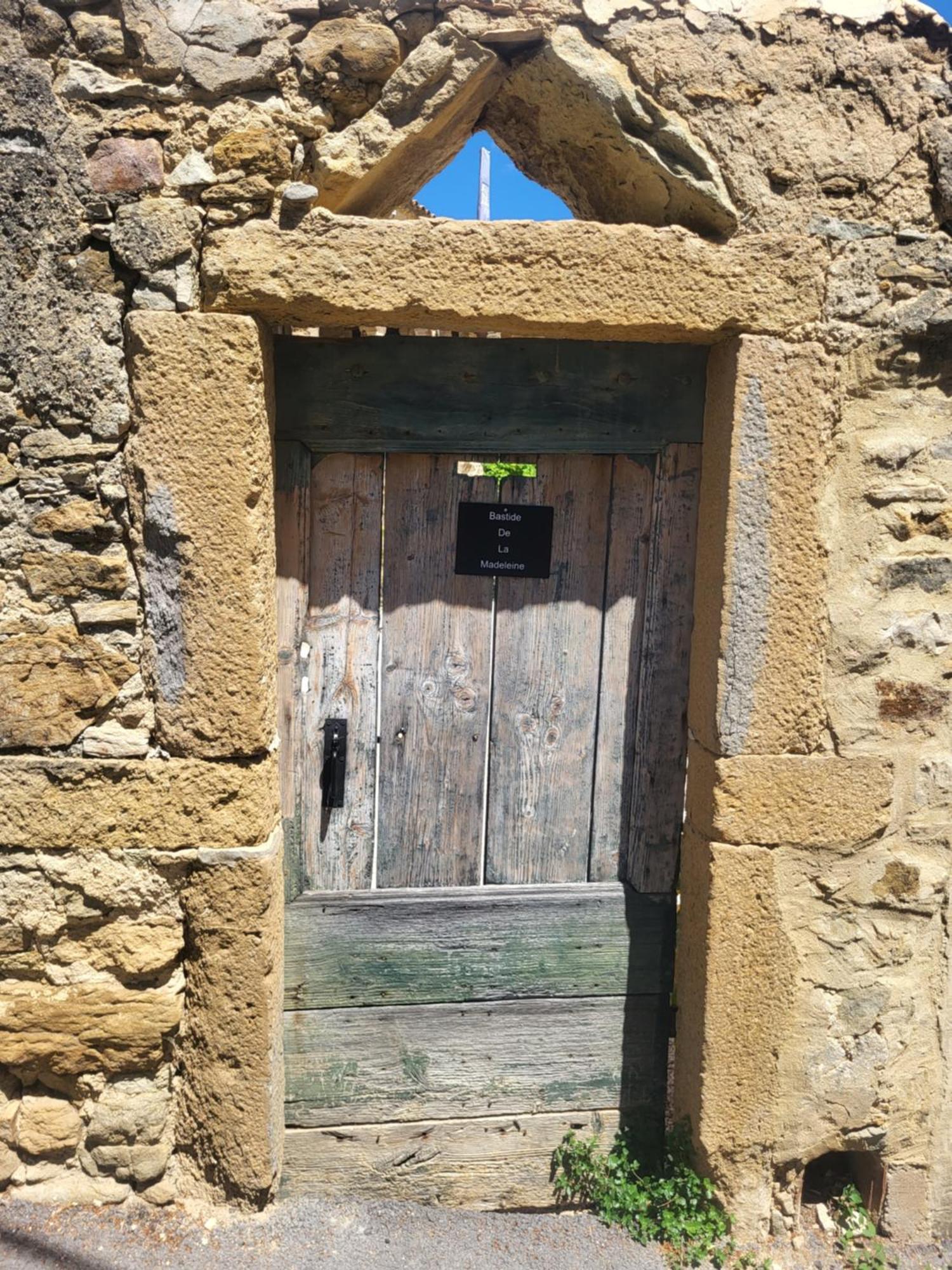 Bed and Breakfast Bastide De La Madeleine Pougnadoresse Esterno foto